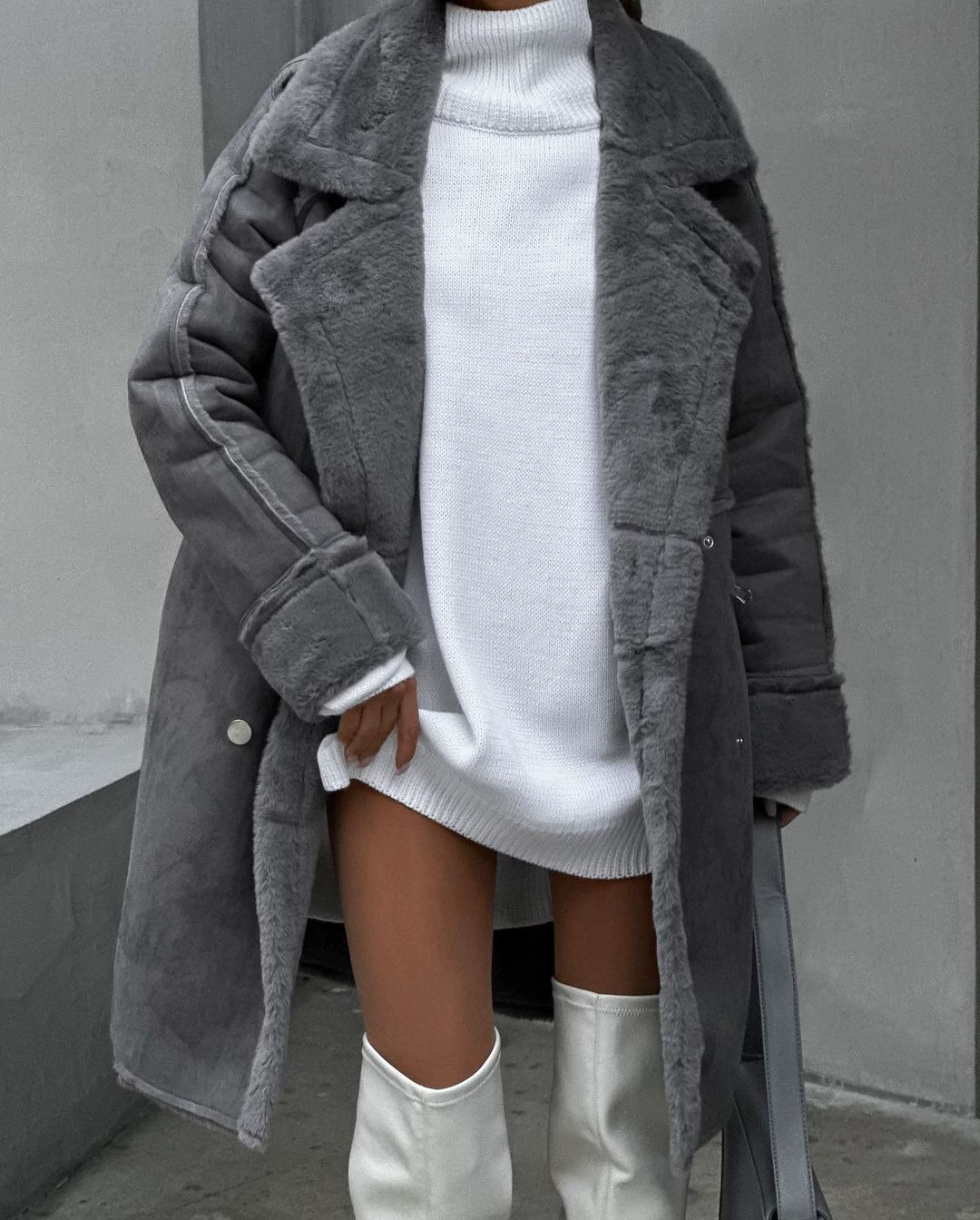 Manteau long oversize en peau lainée pour femme