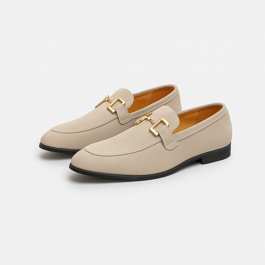 Mocassins en daim à boucle métallique pour l’automne