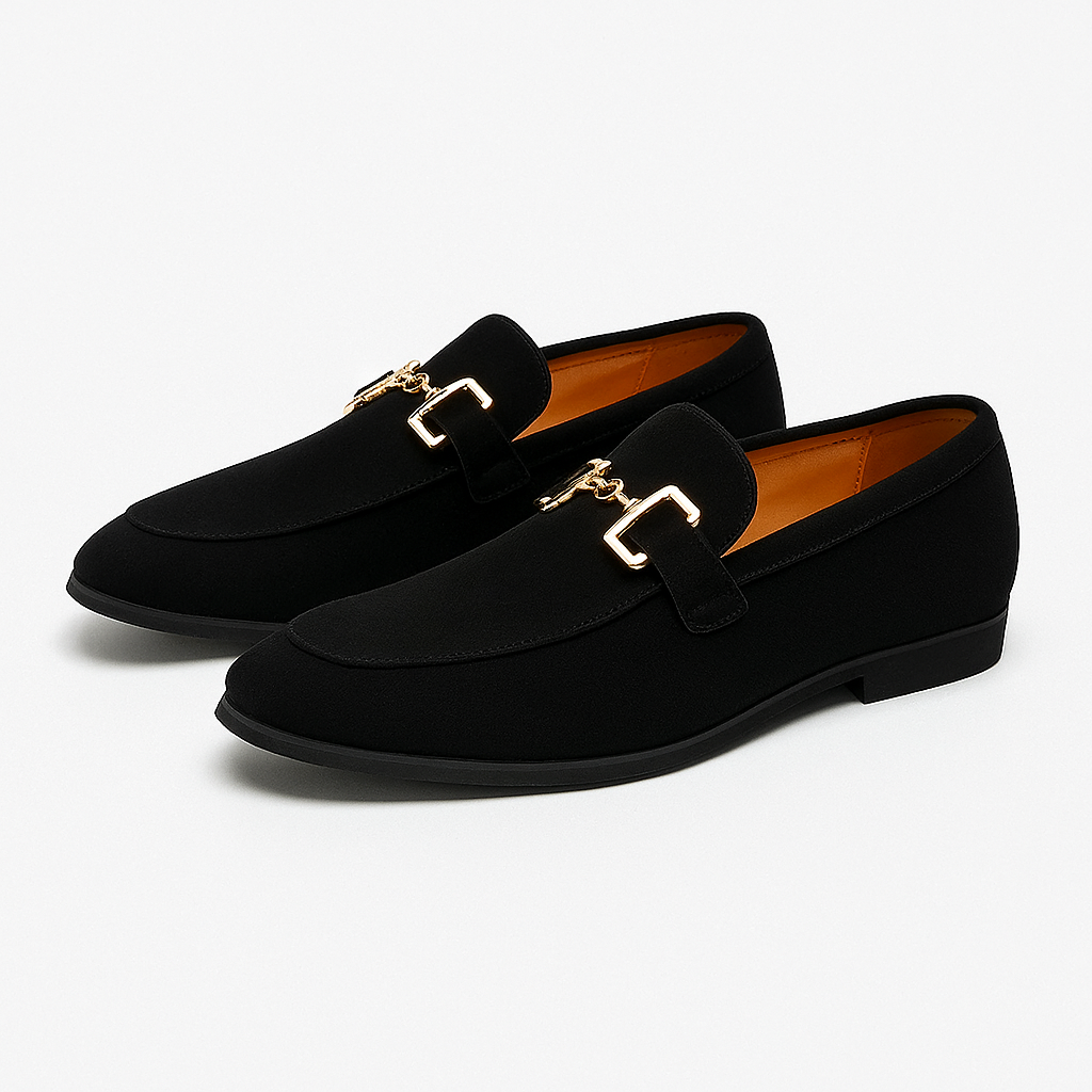Mocassins en daim à boucle métallique pour l’automne