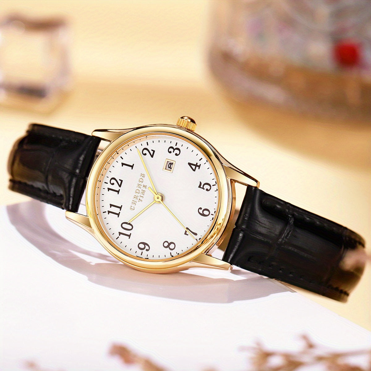 Montre femme élégante - cadran carré avec bracelet en similicuir | cadeau parfait pour elle