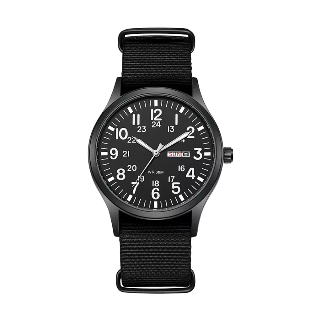Montre homme à bracelet en nylon d’inspiration militaire