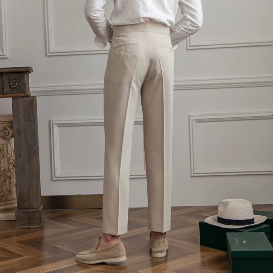 Pantalon élégant et intemporel
