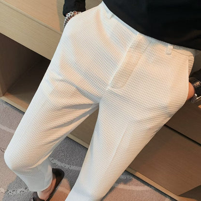 Pantalon homme 7/8 – coupe slim – tissu texturé – style smart casual moderne