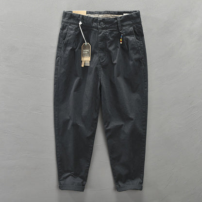 Pantalon homme raccourci à plis, coupe fuselée