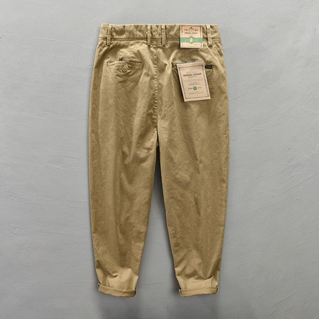 Pantalon homme raccourci à plis, coupe fuselée