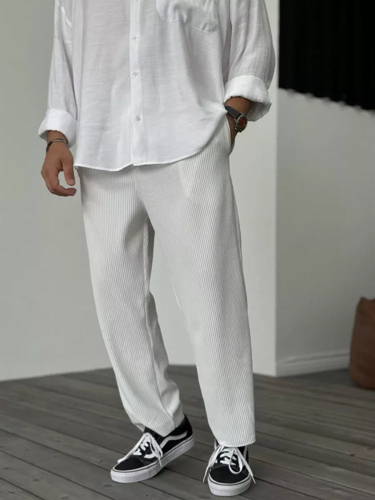 Pantalon plissé à jambes larges pour homme