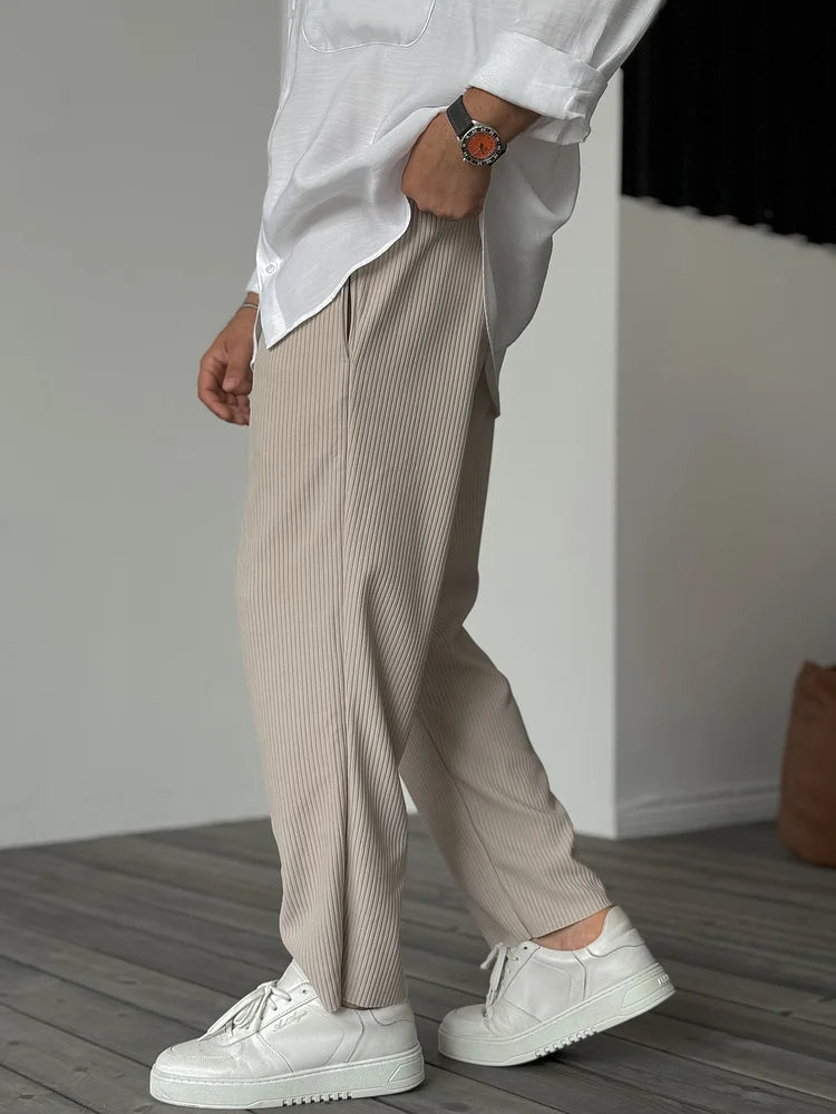 Pantalon plissé à jambes larges pour homme