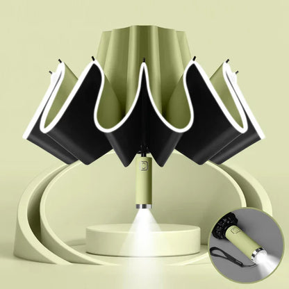 Parapluie LED avec lampe de poche intégrée