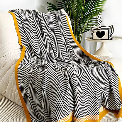 Plaid de luxe à chevrons dorés