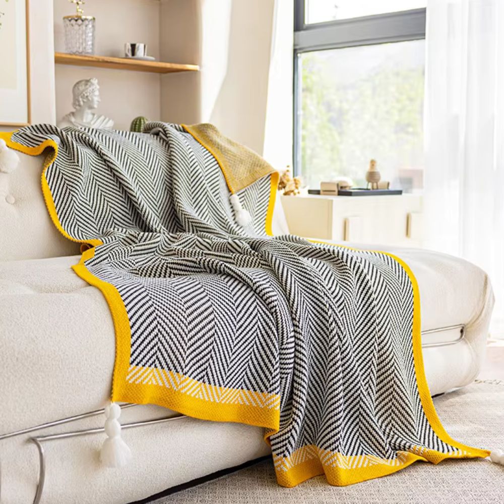 Plaid de luxe à chevrons dorés