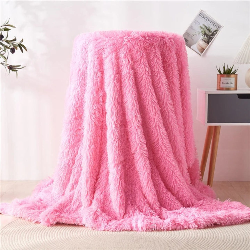 Plaid duveteux en fausse fourrure