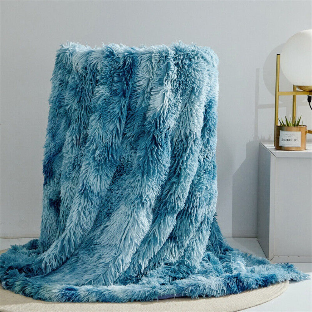 Plaid duveteux en fausse fourrure