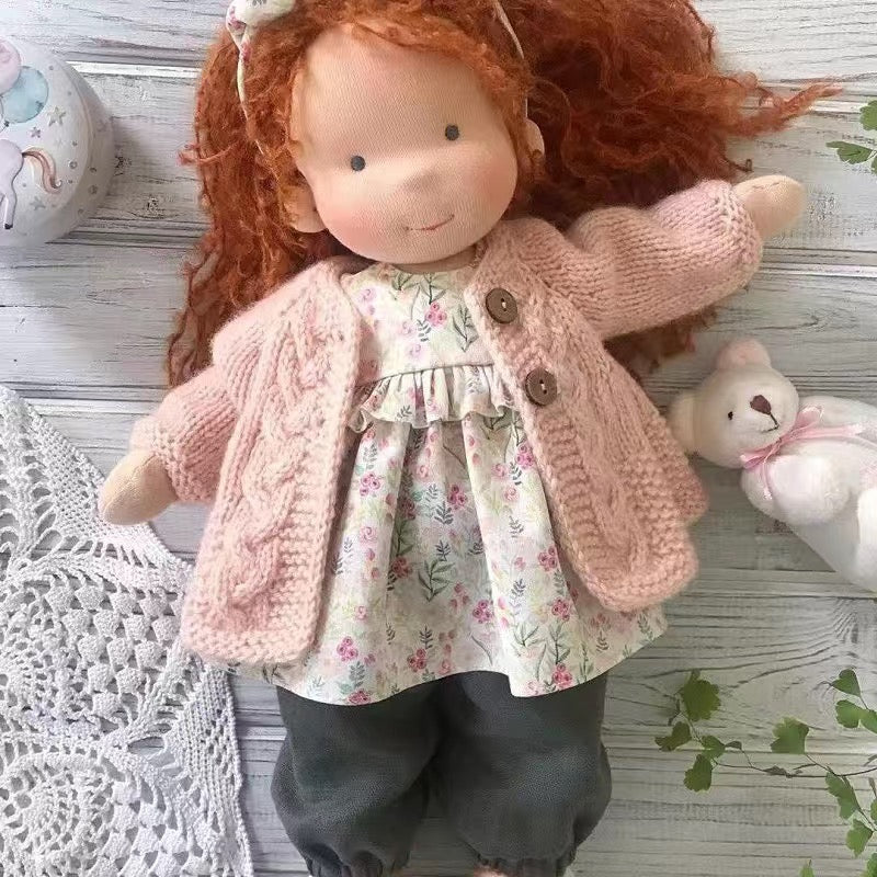 Poupée Waldorf faite à la main en tissu doux - jouet créatif pour enfants