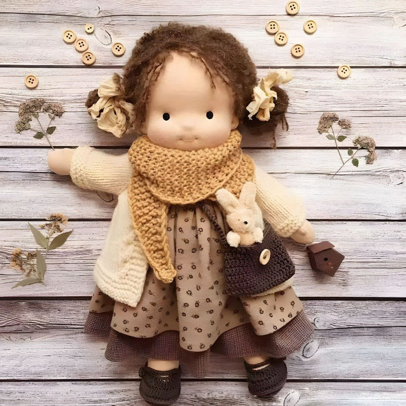Poupée Waldorf faite à la main en tissu doux - jouet créatif pour enfants