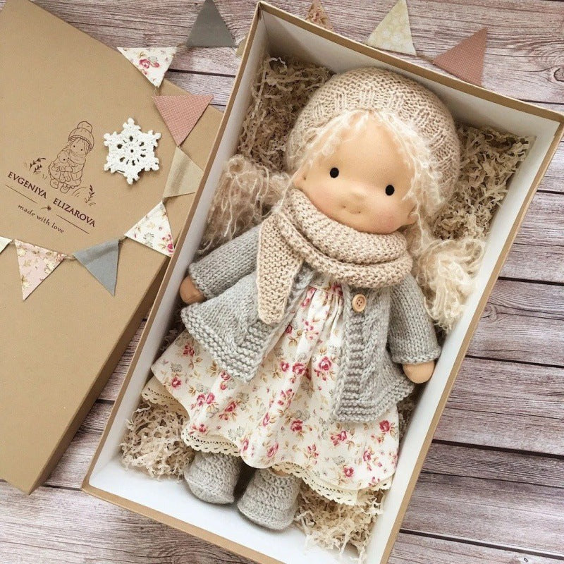 Poupée Waldorf faite à la main en tissu doux - jouet créatif pour enfants