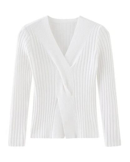 Pull côtelé à col V avec torsade devant femme