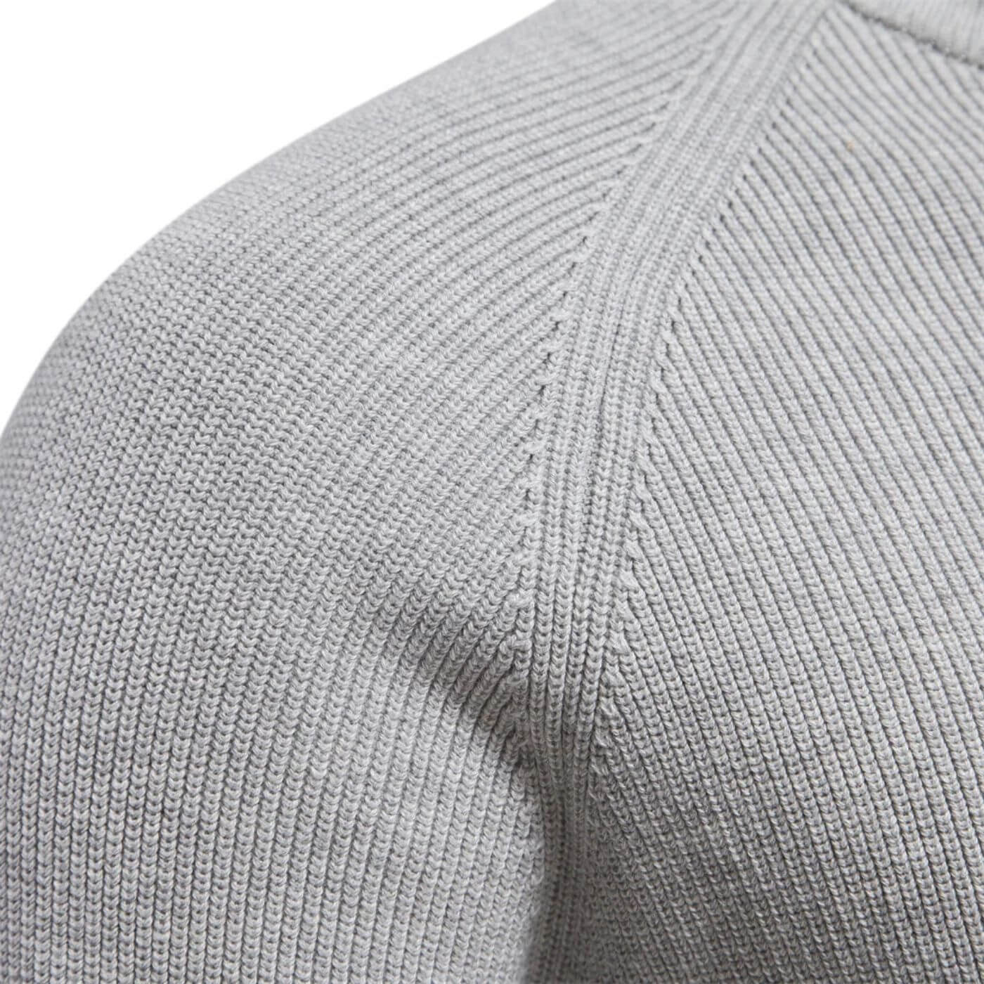Pull de qualité doux et confortable
