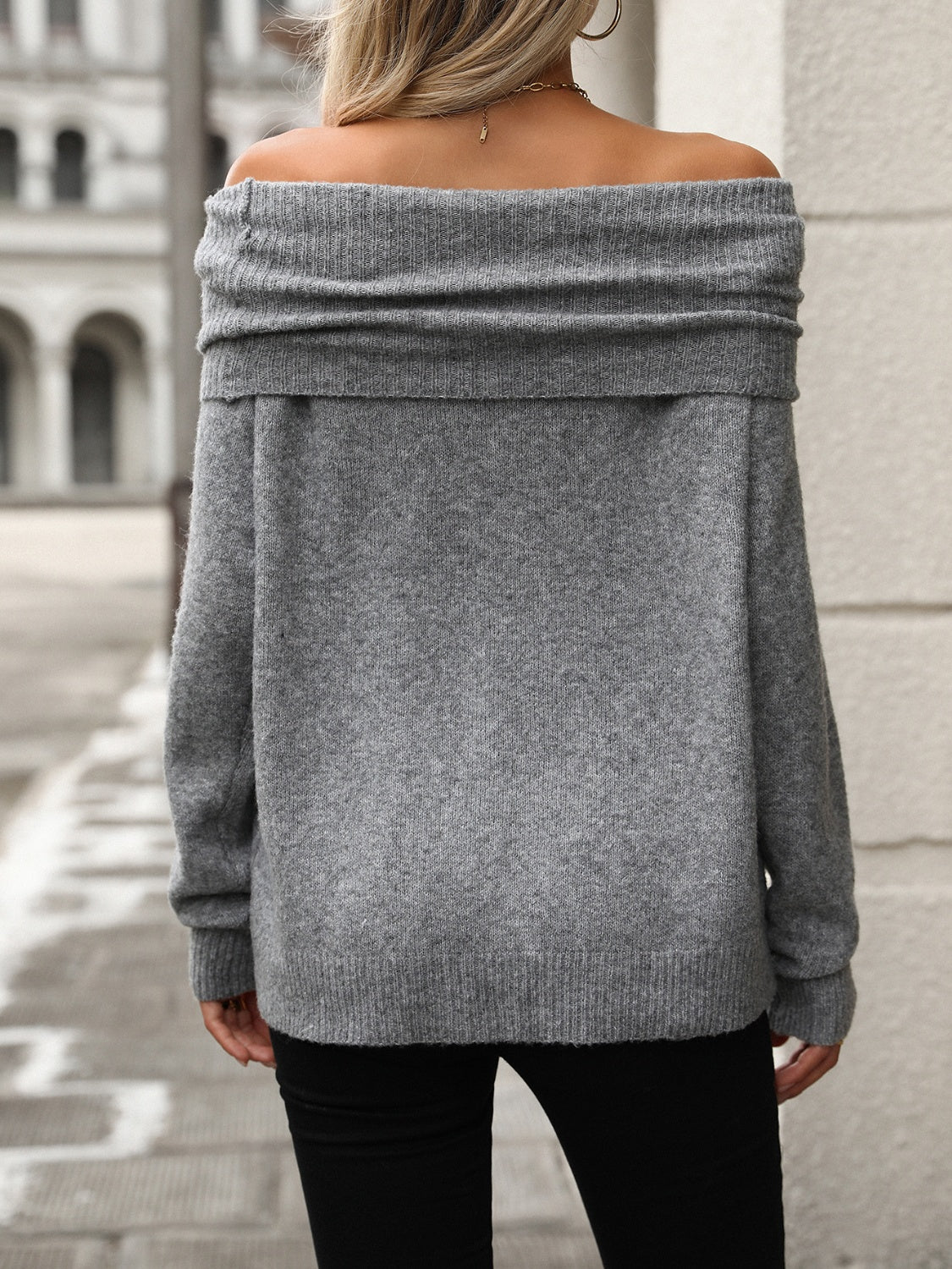 Pull femme à col bénitier, coupe décontractée