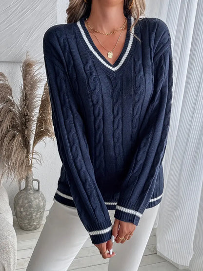 Pull femme à col V en maille torsadée