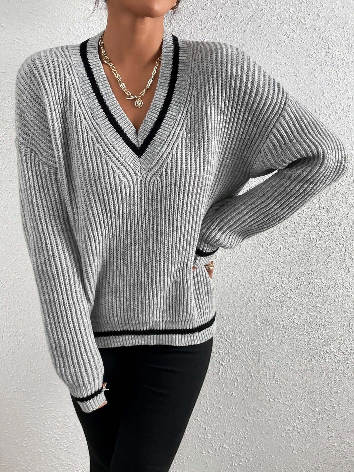 Pull femme à rayures à col V, coupe décontractée