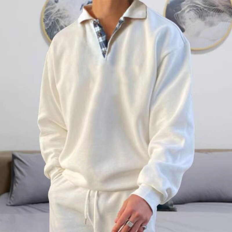 Pull homme au design classique