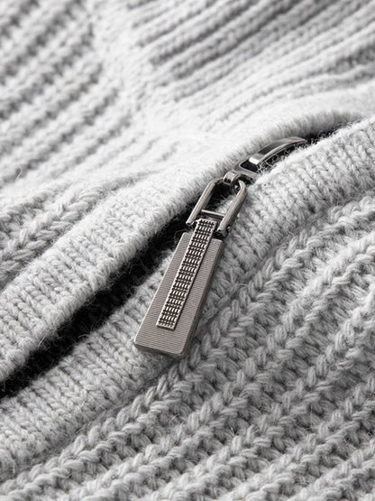 Pull homme en maille côtelée à col zippé 1/4