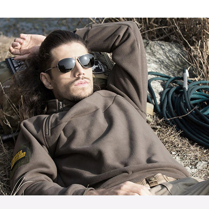 Pull zippé 1/4 à col montant pour homme