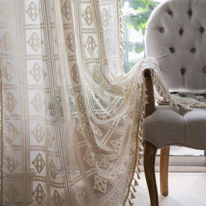 Rideau à motif damier de losanges