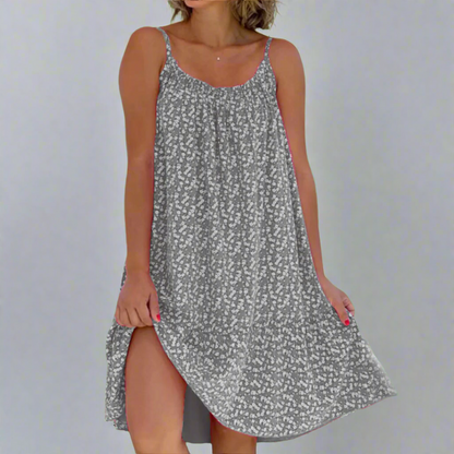 Robe à bretelles fleurie pour l'été