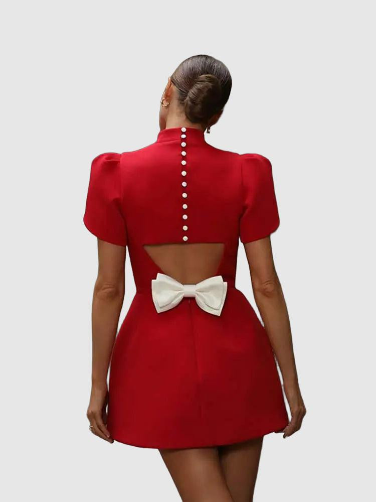 Robe courte de soirée rouge élégante à découpe et nœud - mode estivale intemporelle