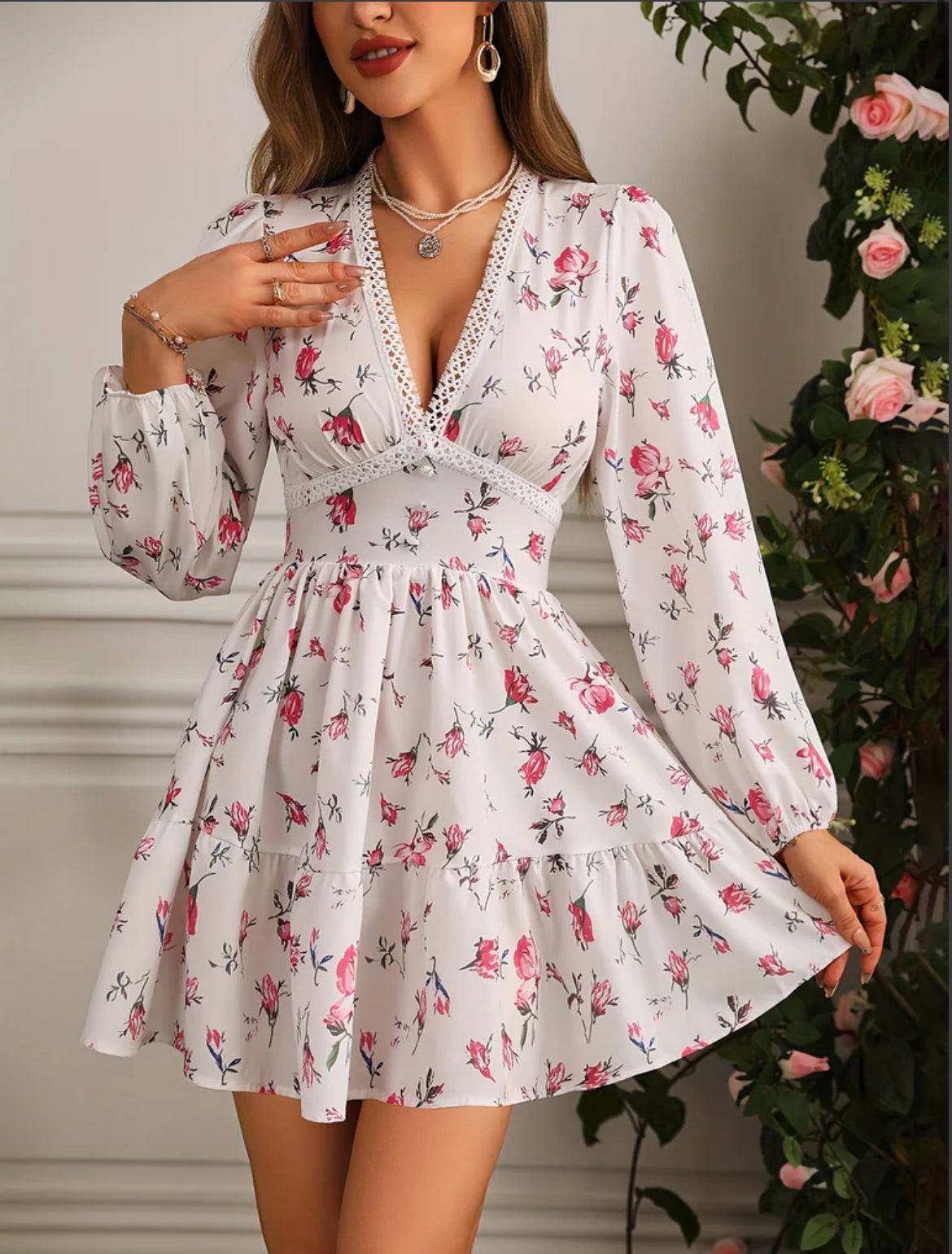 Robe d'été élégante à volants et col en V