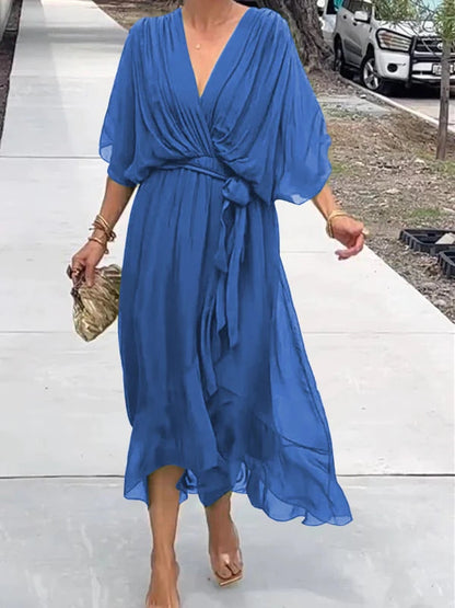 Robe élégante à col V