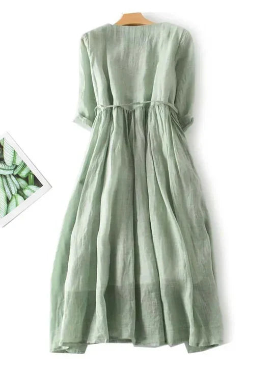 Robe en lin élégante, respirante et confortable