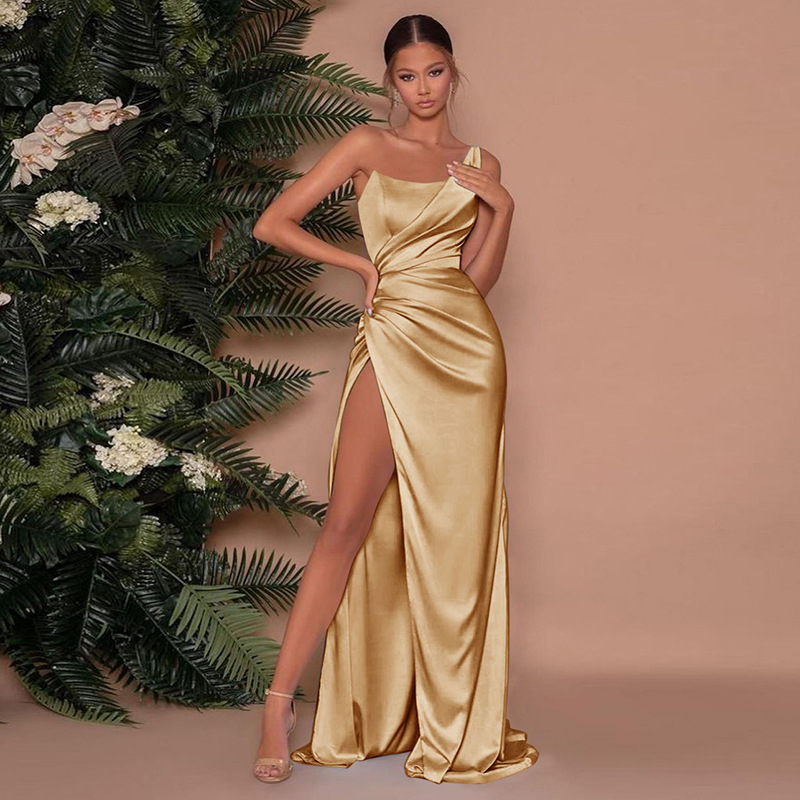 Robe longue à une épaule pour femme