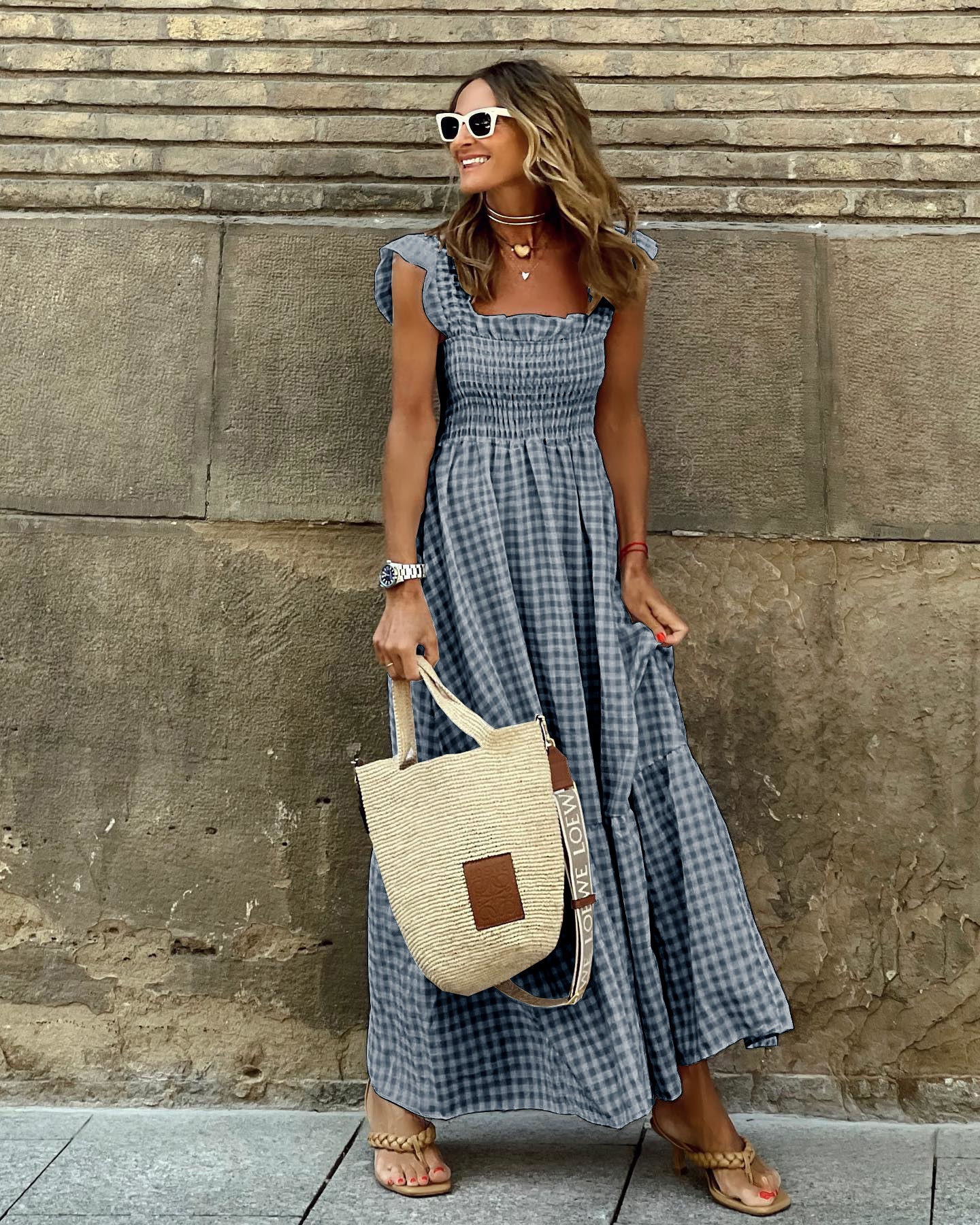 Robe longue smockée à manches élégantes