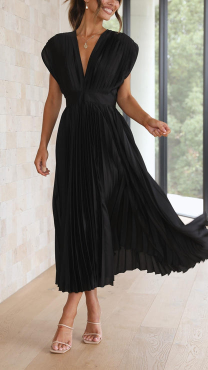 Robe midi cintrée et évasée à col en V pour femme