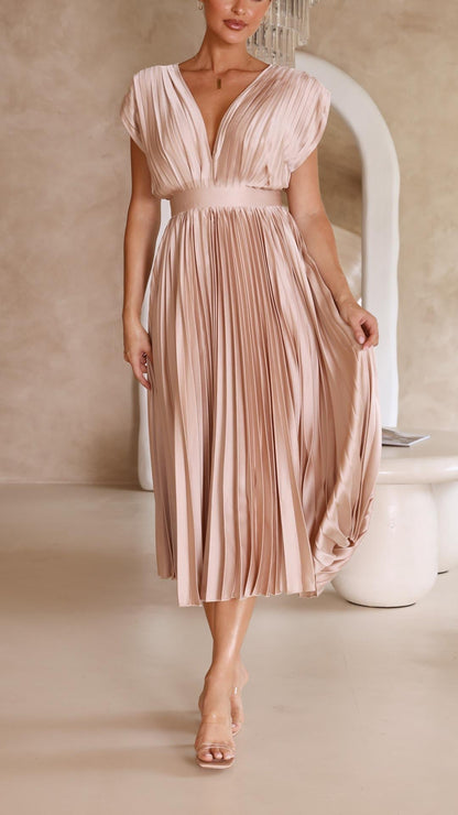 Robe midi cintrée et évasée à col en V pour femme