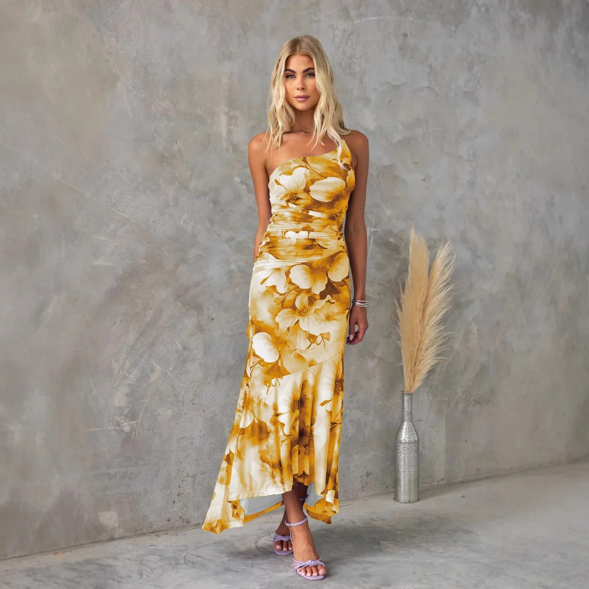 Robe midi élégante à fleurs pour temps chaud