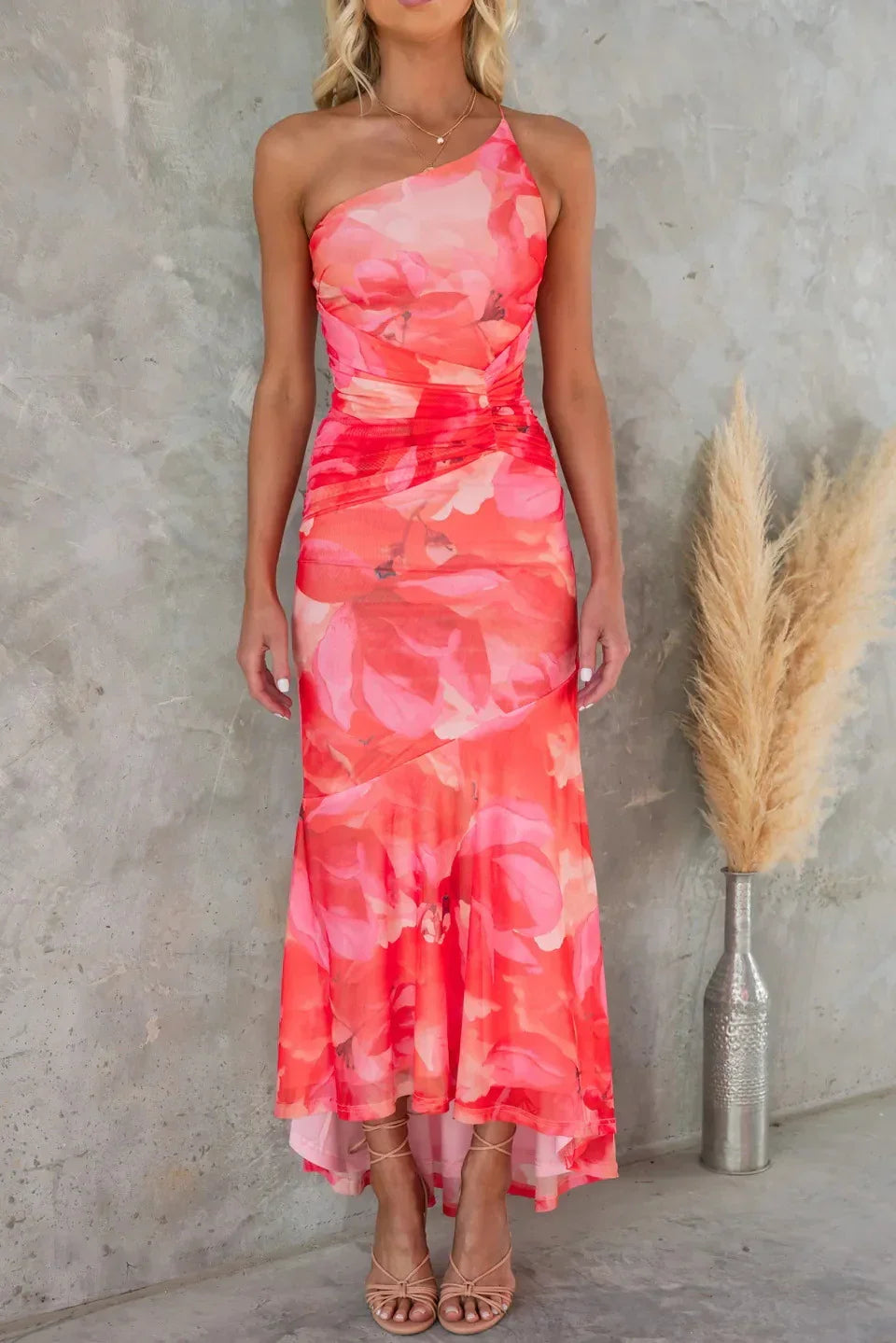 Robe midi élégante à fleurs pour temps chaud