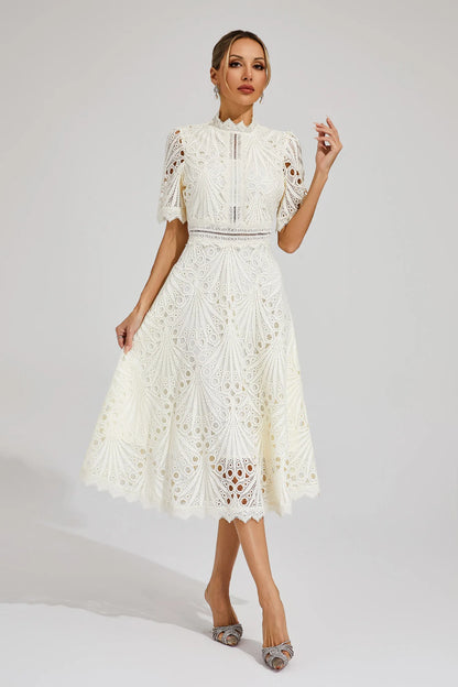 Robe midi en dentelle pour femme - coupe trapèze - cintrée et évasée