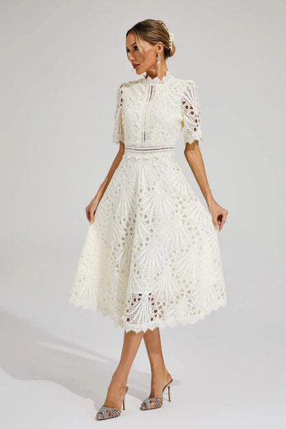 Robe midi en dentelle pour femme - coupe trapèze - cintrée et évasée