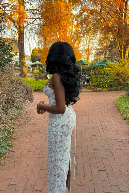 Robe midi moulante en dentelle pour femme