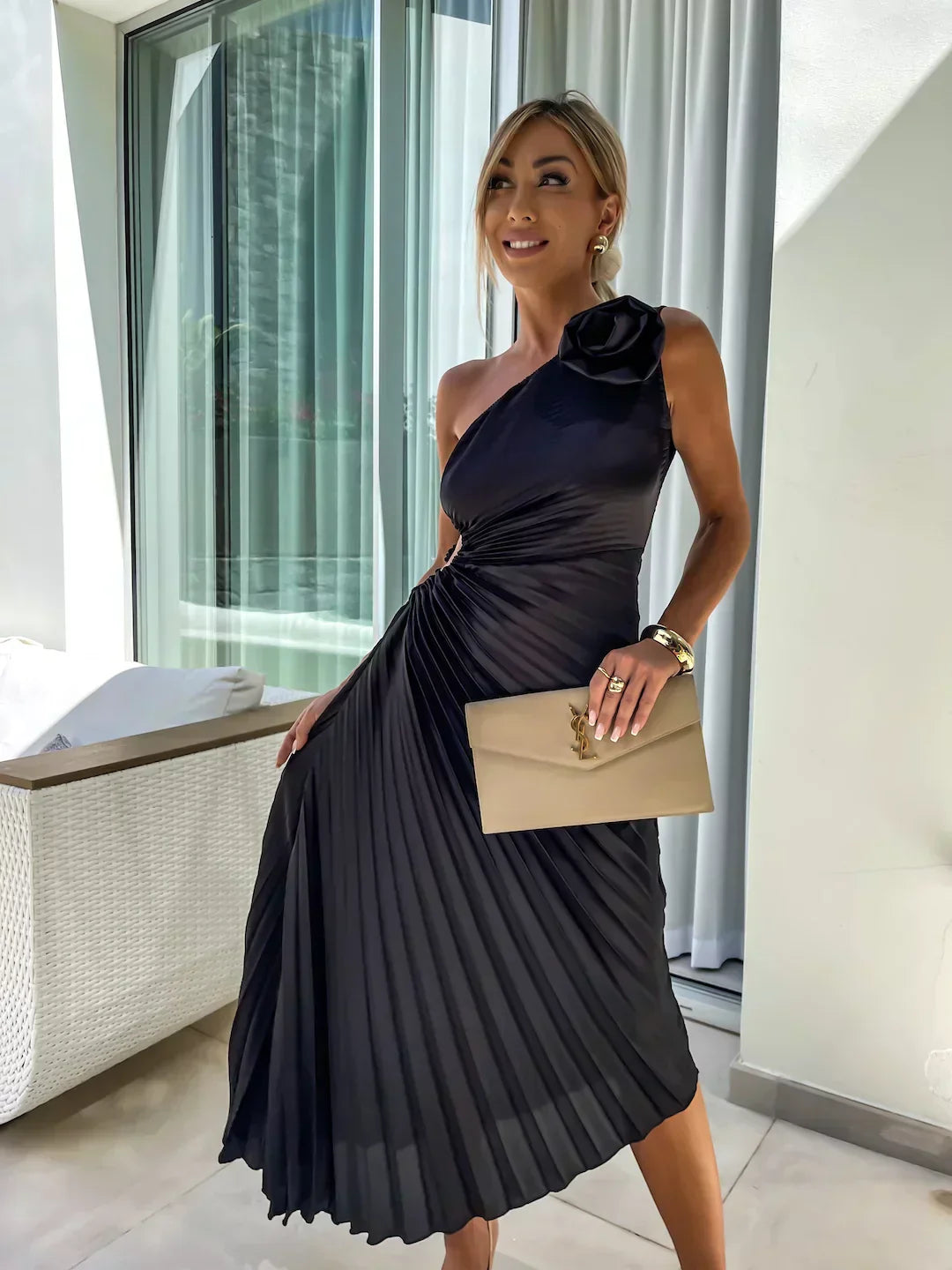 Robe midi plissée à une épaule pour femme