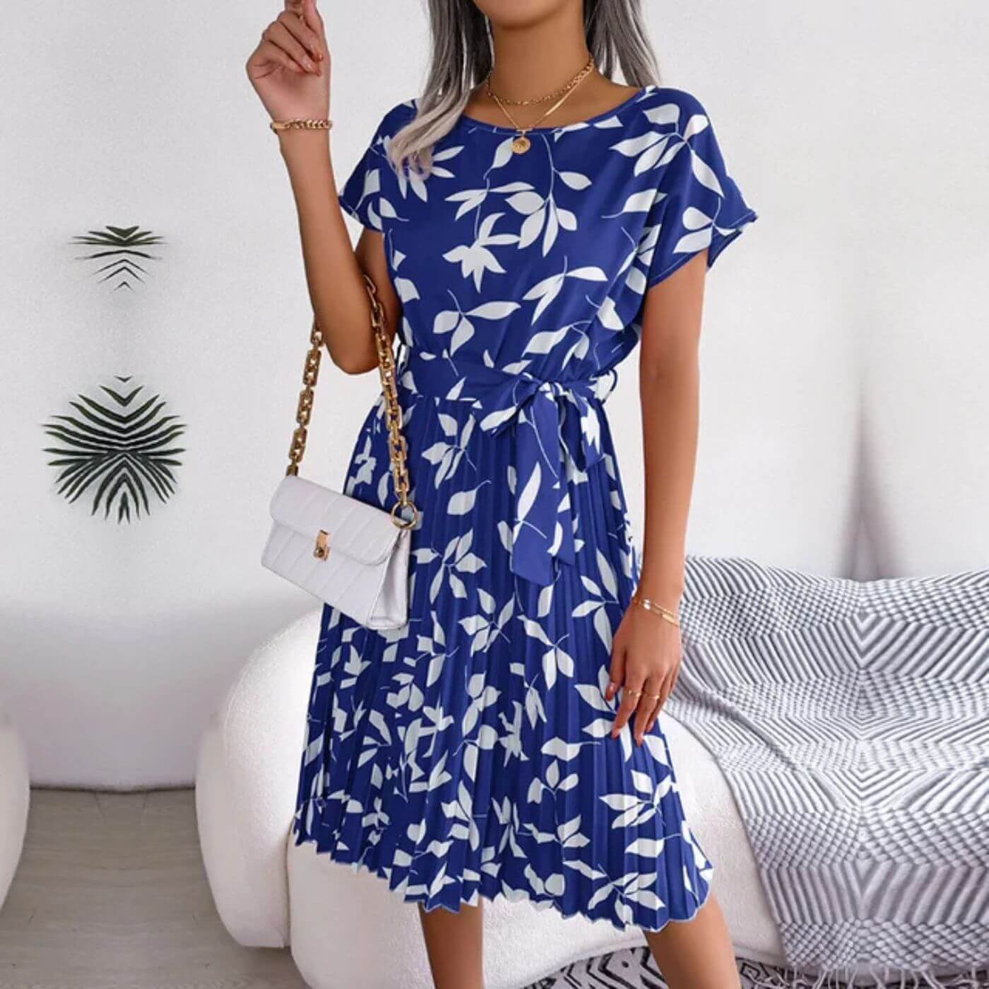 Robe midi plissée coupe trapèze pour femme