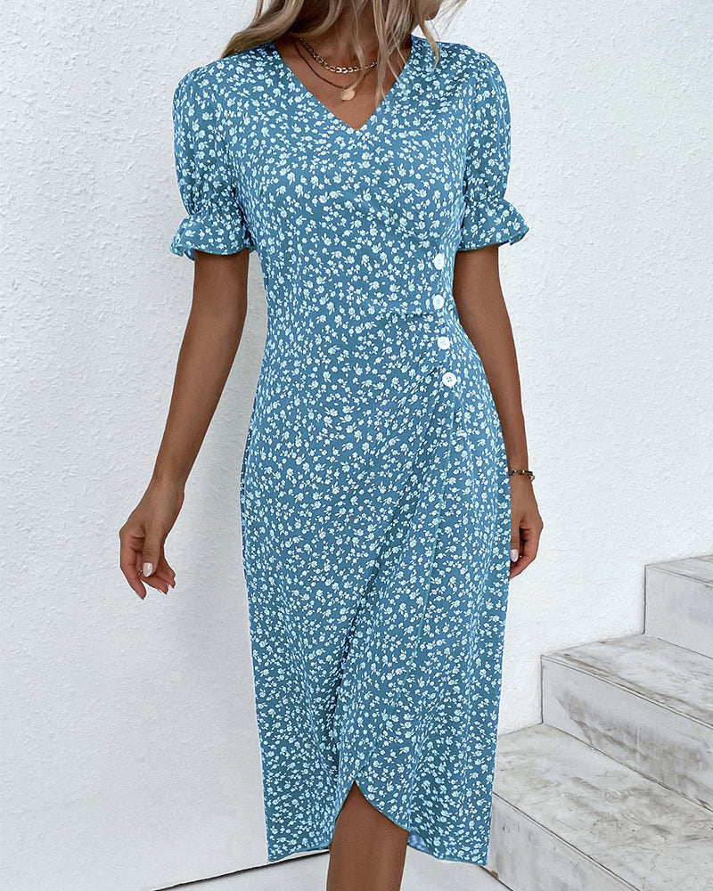 Robe portefeuille élégante à imprimé fleuri et col en V