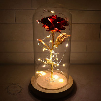 Rose éternelle | rose dorée sous cloche en verre avec éclairage LED