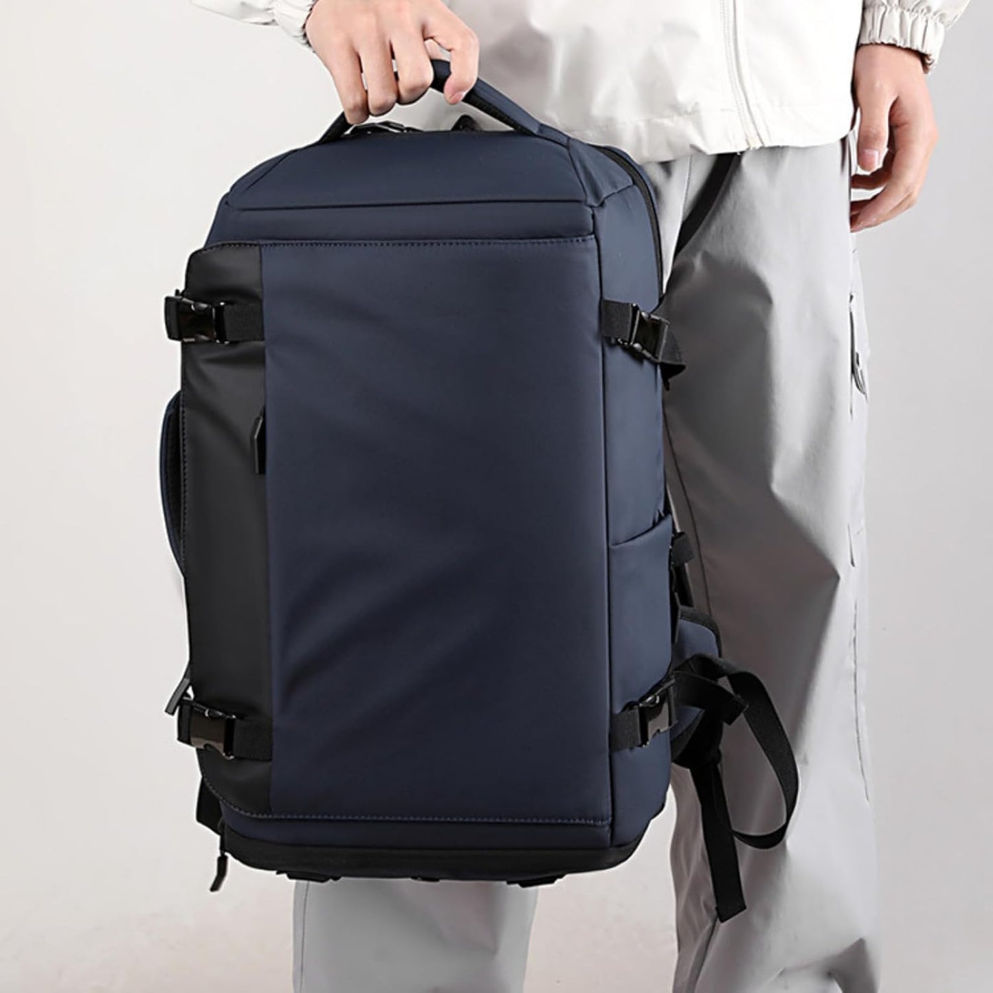 Sac à dos pour ordinateur portable 15” (38,1 cm) imperméable avec ouverture latérale et port USB-C