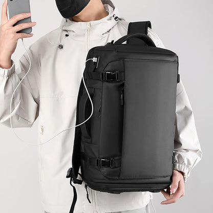 Sac à dos pour ordinateur portable 15” (38,1 cm) imperméable avec ouverture latérale et port USB-C