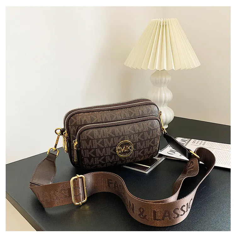 Sac bandoulière à monogramme pour femme avec détail chaîne