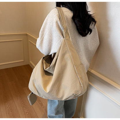 Sac hobo spacieux pour un style au quotidien